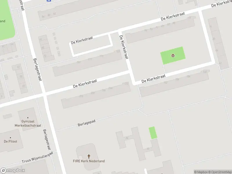 Ambulance met grote spoed naar de De Klerkstraat in Rotterdam