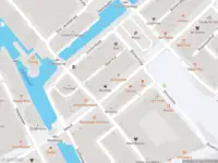 Ambulance met gepaste spoed naar de Meent in Rotterdam