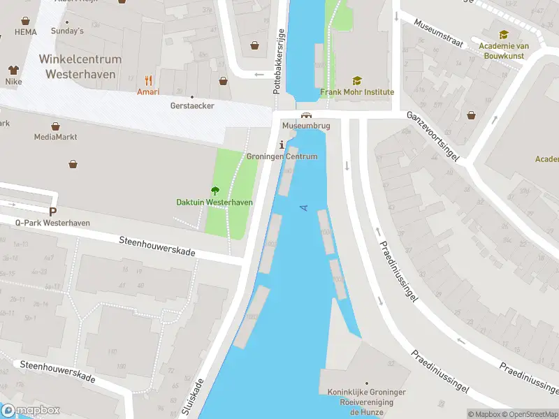 Brandweer met grote spoed naar de Sluiskade in Groningen vanwege personen te water