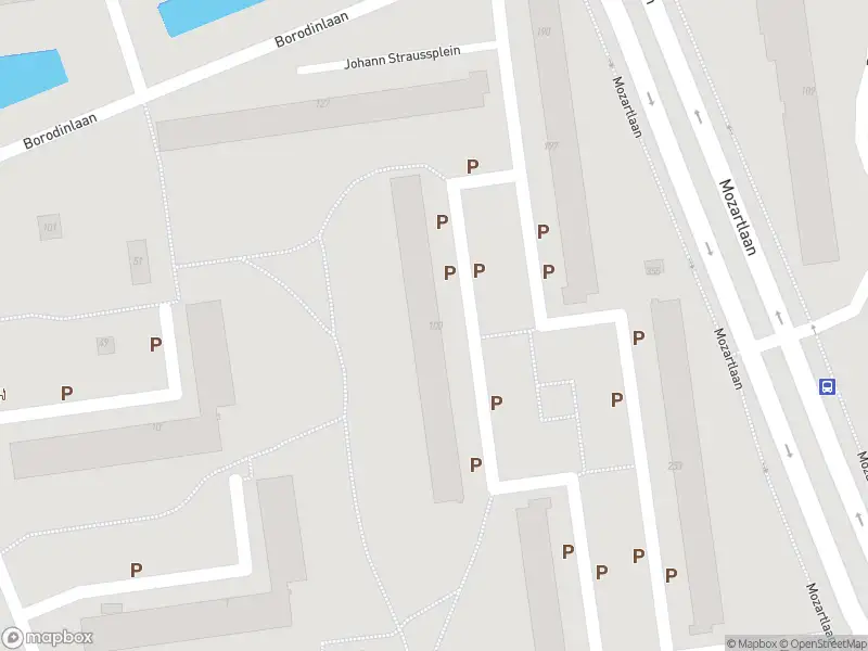 Ambulance met gepaste spoed naar de Johann Straussplein in Schiedam