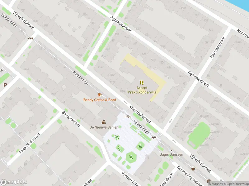 Ambulance met gepaste spoed naar de Vijverhofstraat in Rotterdam