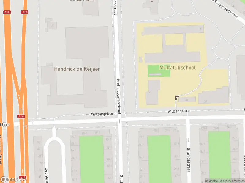 Politie met grote spoed naar de Krelis Louwenstraat in Amsterdam