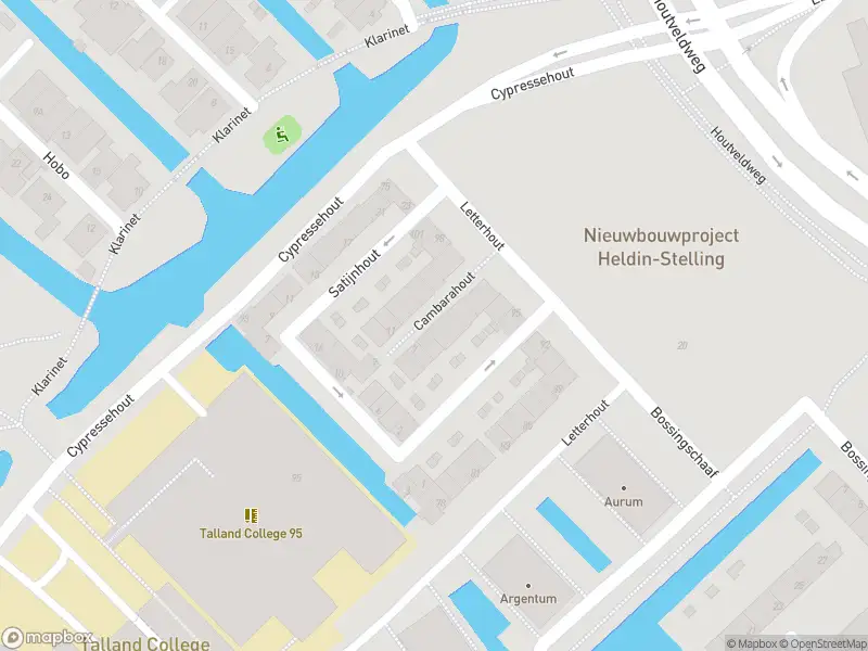 Ambulance met gepaste spoed naar de Cambarahout in Zaandam