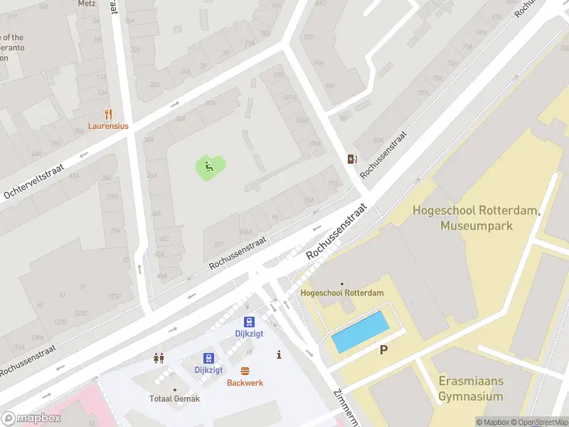 Ambulance met gepaste spoed naar de Rochussenstraat in Rotterdam