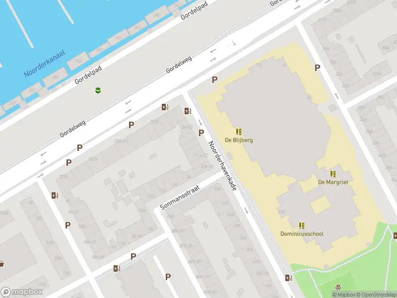 Ambulance met gepaste spoed naar de Noorderhavenkade in Rotterdam