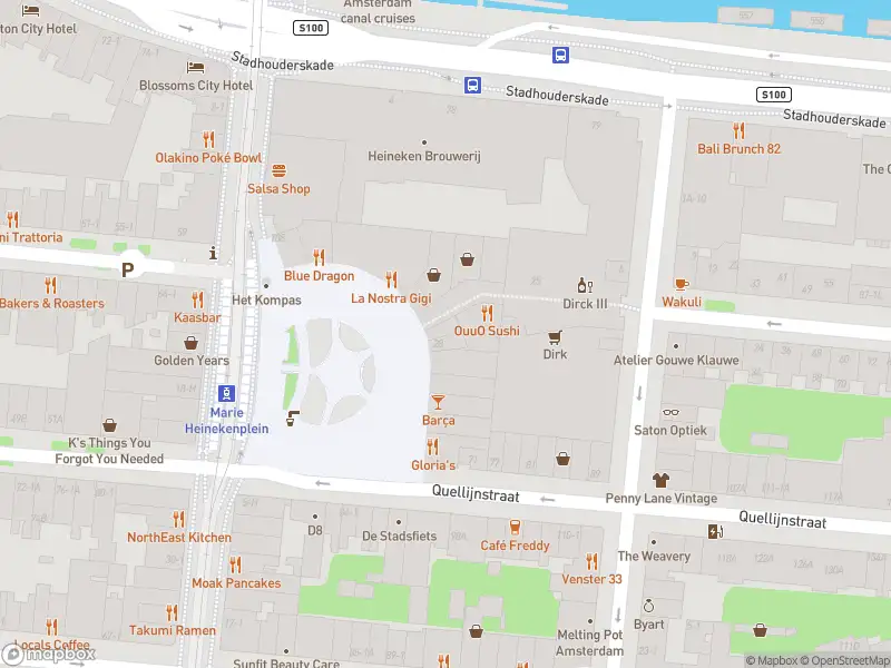 Ambulance met grote spoed naar de Marie Heinekenplein in Amsterdam