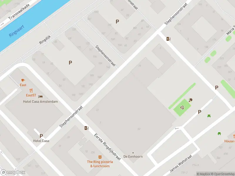 Ambulance met gepaste spoed naar de Rudolf Dieselstraat in Amsterdam