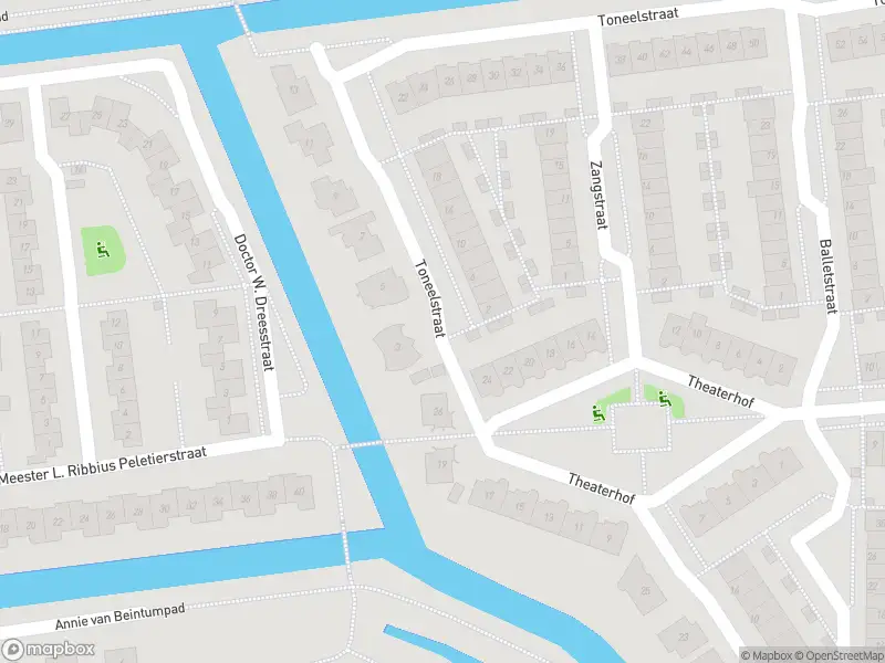 Ambulance met gepaste spoed naar de Toneelstraat in Gorinchem