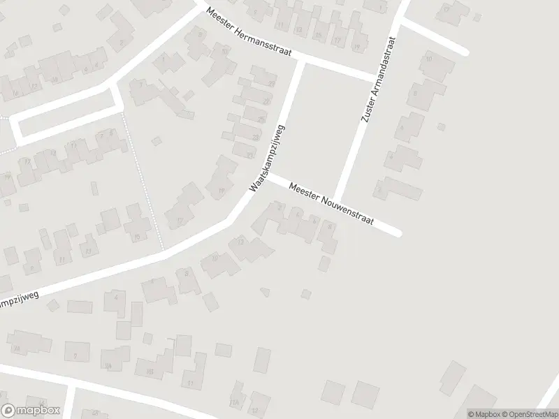 Ambulance met grote spoed naar de Meester Nouwenstraat in Ospel