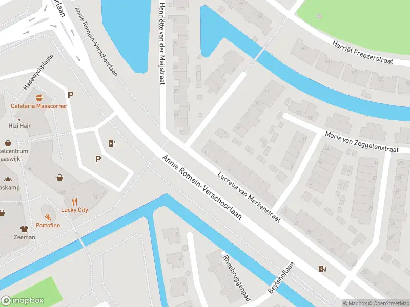 Ambulance met gepaste spoed naar de Lucretia van Merkenstraat in Spijkenisse