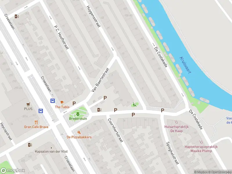 Brandweer met grote spoed naar de Coornhertstraat in Utrecht vanwege waarnemen gaslucht