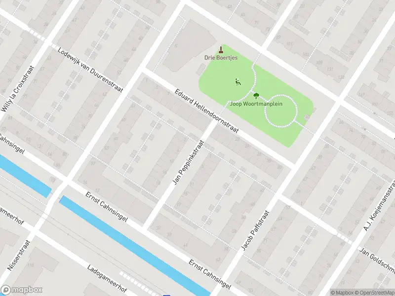 Ambulance met grote spoed naar de Jan Peppinkstraat in Amsterdam