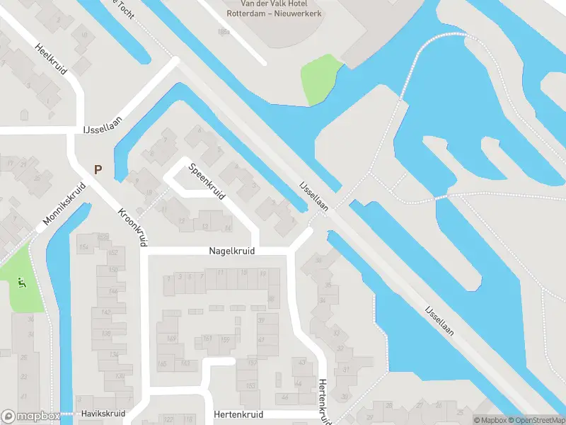 Ambulance met grote spoed naar de Speenkruid in Nieuwerkerk aan den IJssel