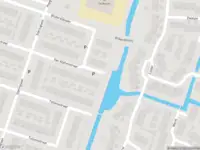 Ambulance met grote spoed naar de Van Alphenstraat in Ridderkerk