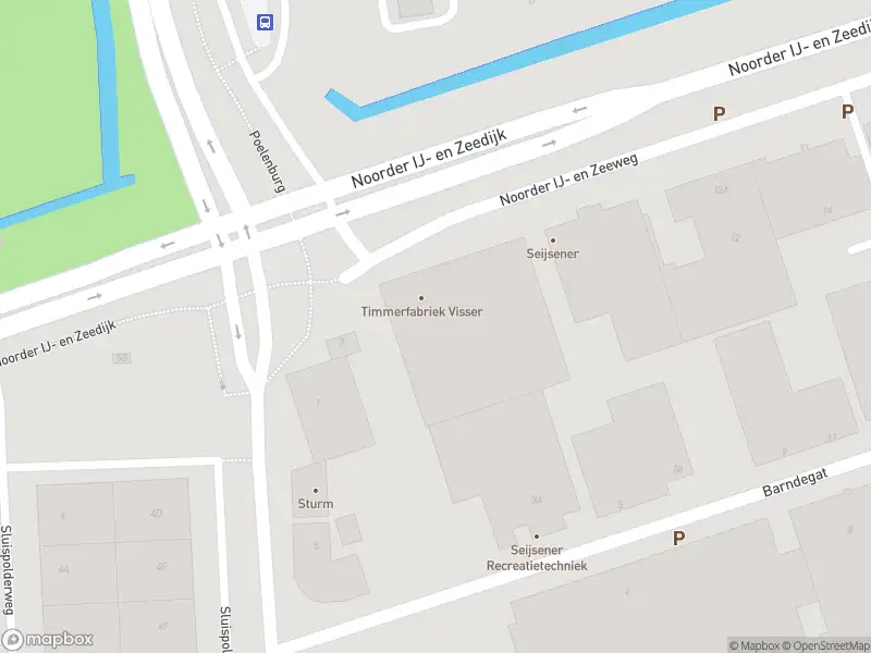 Ambulance met grote spoed naar de Noorder IJ- en Zeeweg in Zaandam