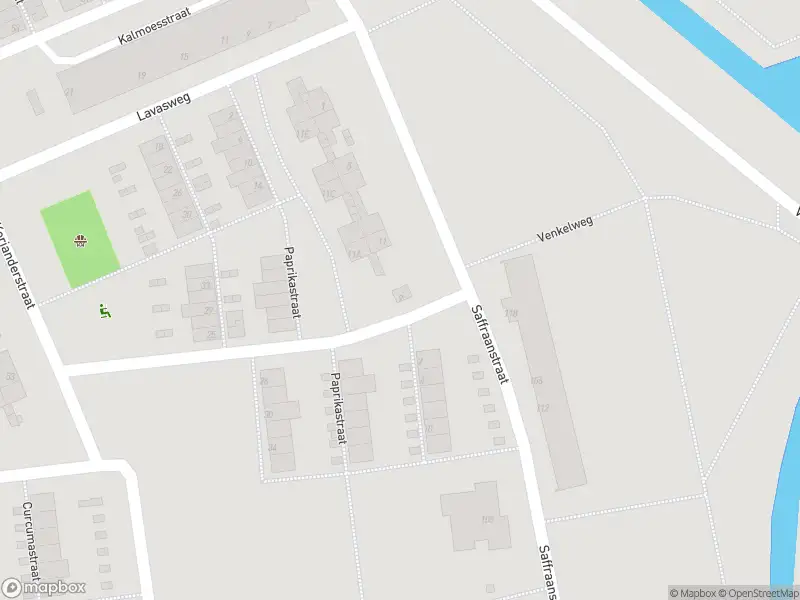 Ambulance met grote spoed naar de Paprikastraat in Hoogvliet Rotterdam