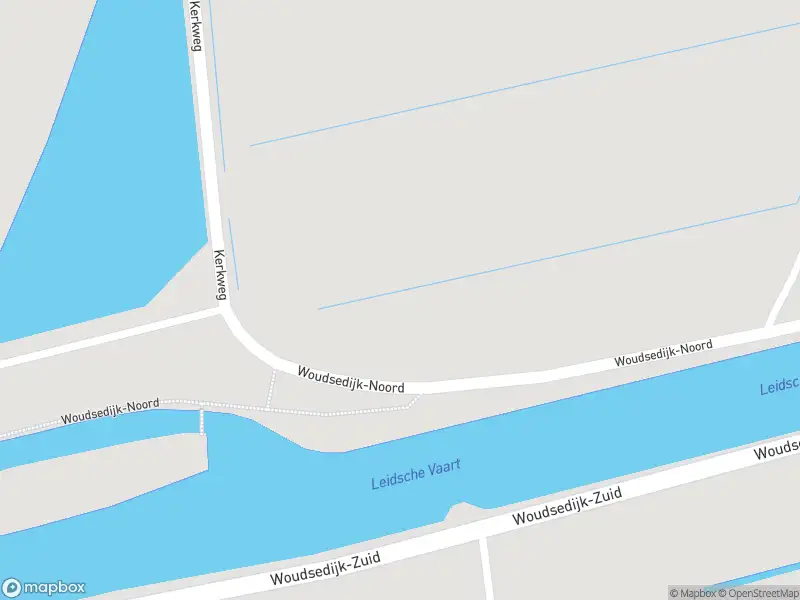 Brandweer met grote spoed naar de Woudsedijk-Noord in Rijnsaterwoude vanwege reanimatie
