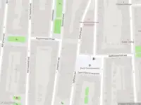 Ambulance met gepaste spoed naar de Gaffelstraat in Rotterdam