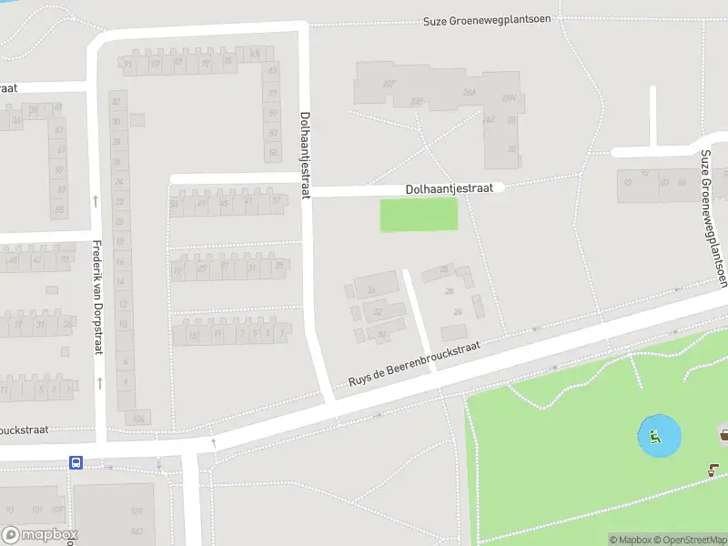 Ambulance met grote spoed naar de Suze Groenewegplantsoen in Amsterdam