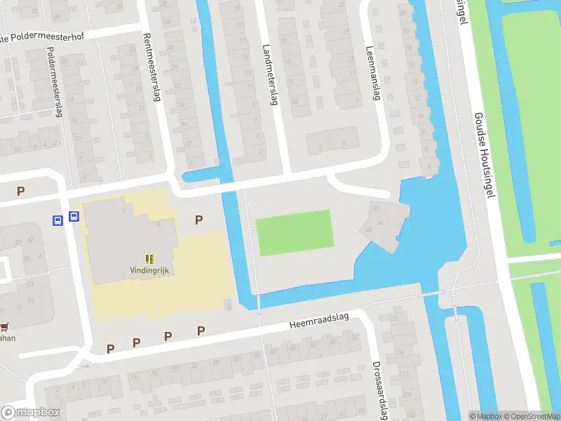 Ambulance met gepaste spoed naar de Sluismeesterslag in Gouda