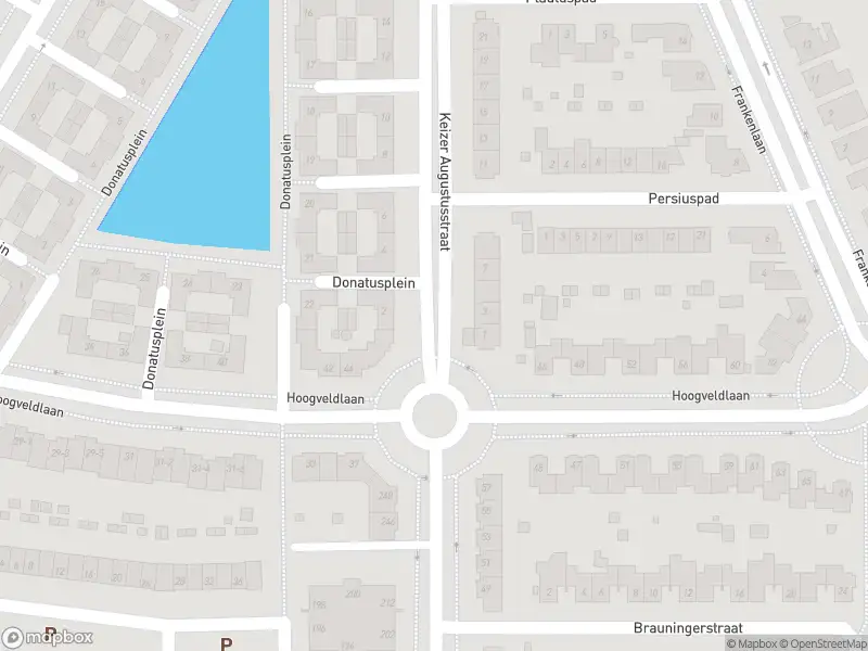 Brandweer met gepaste spoed naar de Keizer Augustusstraat in Sittard vanwege een buitenbrand