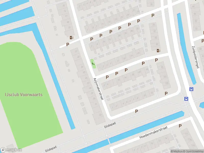 Ambulance met grote spoed naar de Bezembinderstraat in Delfgauw