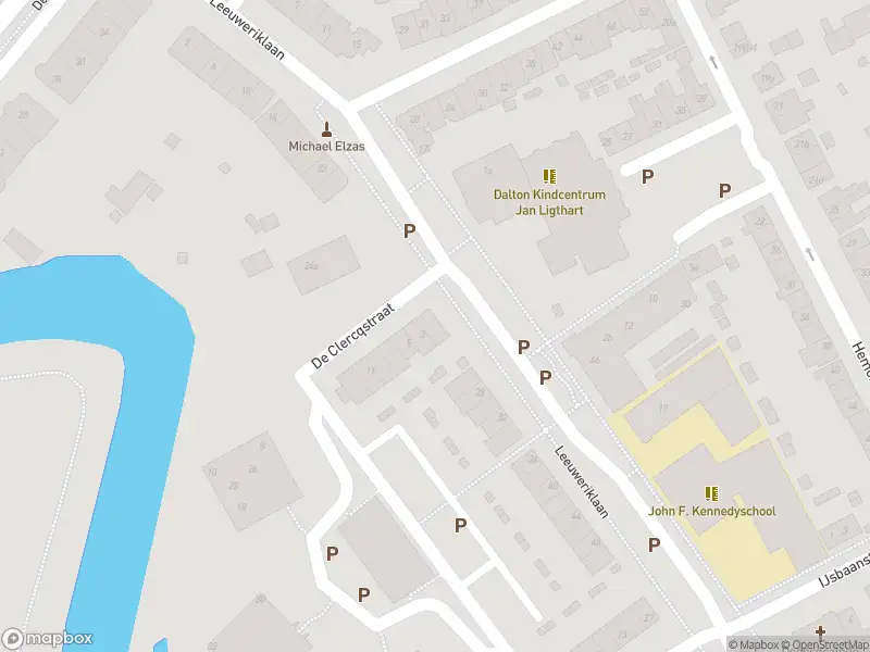 Brandweer met gepaste spoed naar de De Clercqstraat in Zutphen vanwege afgaan automatisch brandalarm