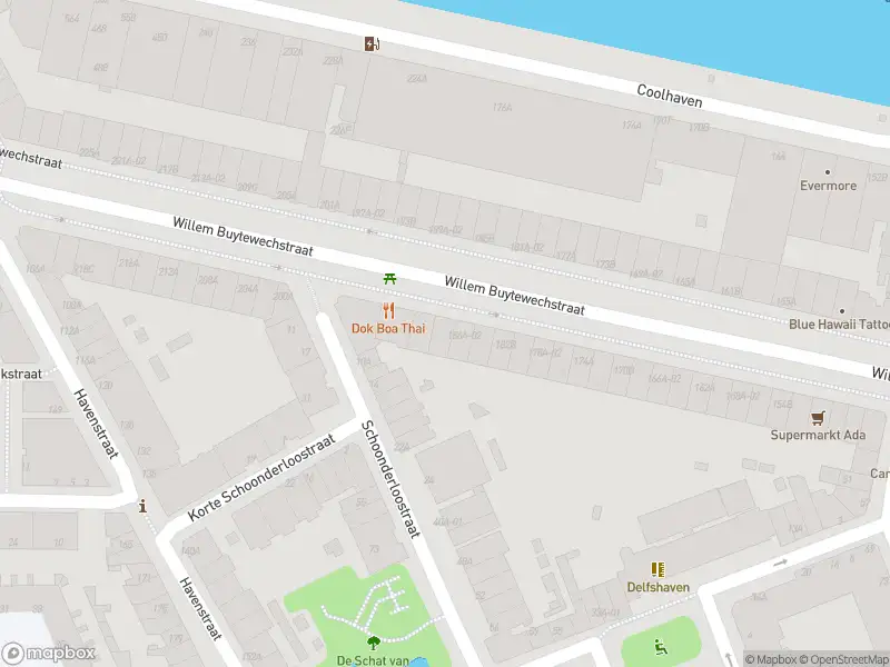 Ambulance met grote spoed naar de Willem Buytewechstraat in Rotterdam