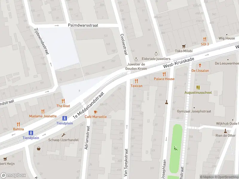 Ambulance met gepaste spoed naar de 1e Middellandstraat in Rotterdam