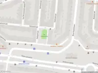 Ambulance met grote spoed naar de Halleyplein in Schiedam