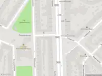 Ambulance met grote spoed naar de Dordtselaan in Rotterdam