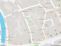 Brandweer met gepaste spoed naar de Steenhouwerskade in Groningen vanwege een liftopsluiting