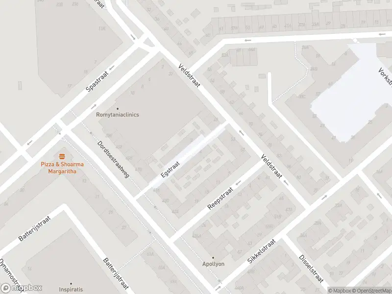 Ambulance met gepaste spoed naar de Egstraat in Rotterdam