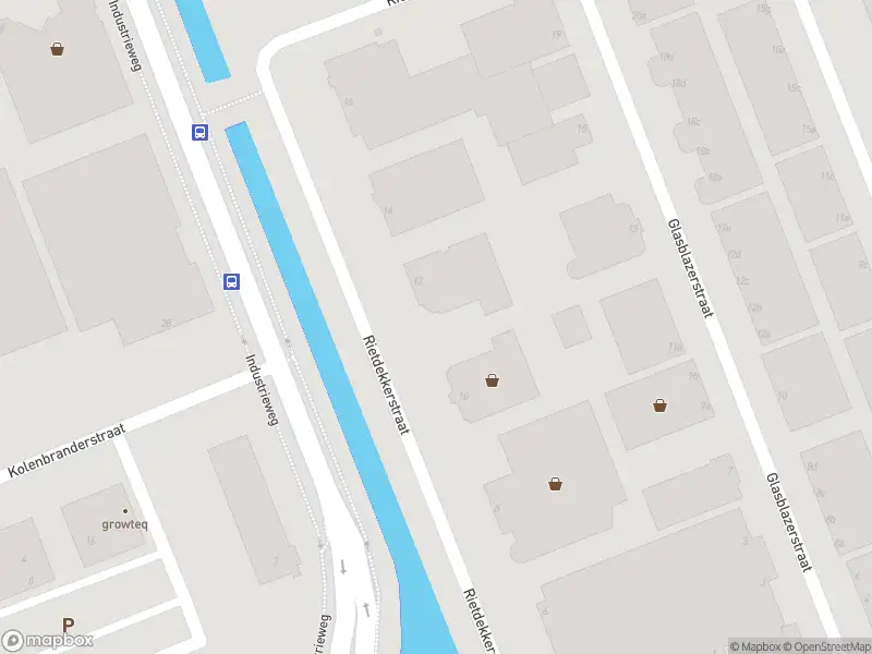 Brandweer met gepaste spoed naar de Rietdekkerstraat in Ridderkerk vanwege afgaan automatisch brandalarm