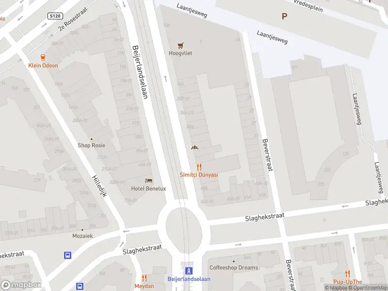 Ambulance met grote spoed naar de Beijerlandselaan in Rotterdam
