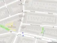 Ambulance met grote spoed naar de Meidoornstraat in Leiden