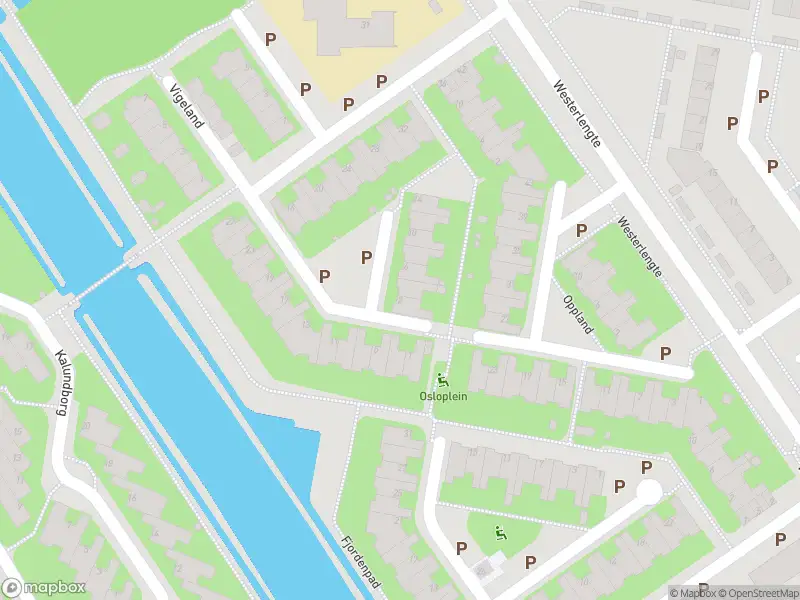 Ambulance met grote spoed naar de Rogaland in Capelle aan den IJssel
