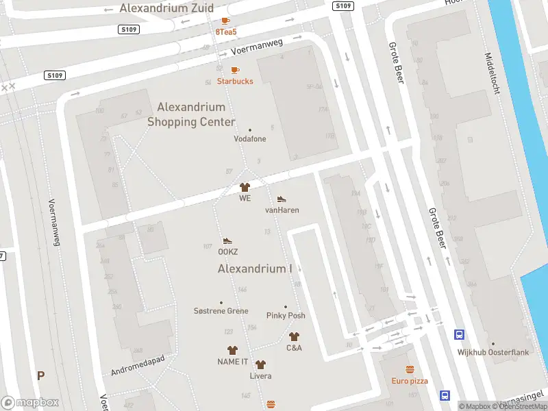 Ambulance met gepaste spoed naar de Korte Poolsterstraat in Rotterdam