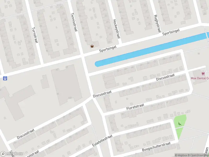 Ambulance met gepaste spoed naar de Maliebaan in Rotterdam