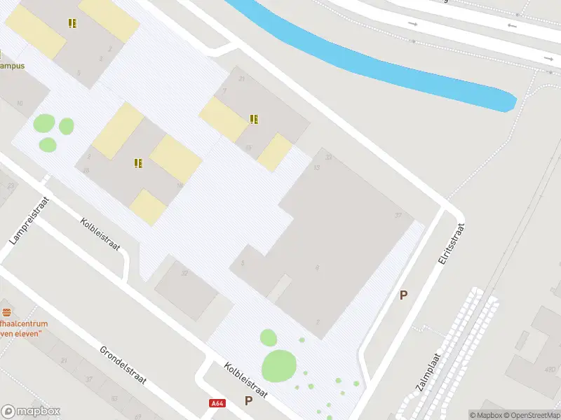 Ambulance met gepaste spoed naar de Campusplein in Hoogvliet Rotterdam