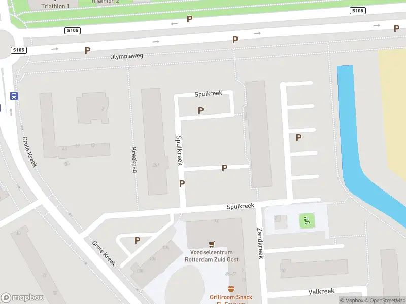 Ambulance met gepaste spoed naar de Spuikreek in Rotterdam