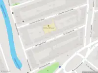 Ambulance met grote spoed naar de De Vliegerstraat in Rotterdam