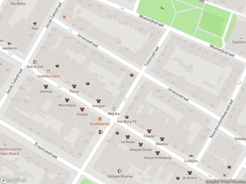 Ambulance met grote spoed naar de Tollensstraat in Rotterdam