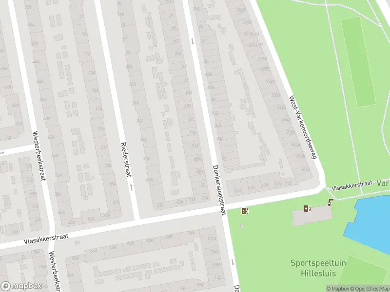 Ambulance met grote spoed naar de Donkerslootstraat in Rotterdam