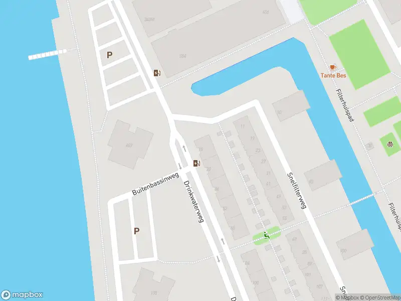 Ambulance met grote spoed naar de Drinkwaterweg in Rotterdam