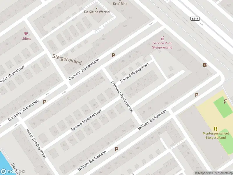 Ambulance met grote spoed naar de Edmund Gunterstraat in Amsterdam