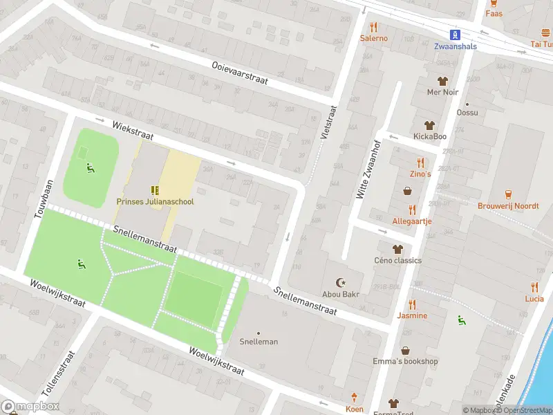 Ambulance met gepaste spoed naar de Wiekstraat in Rotterdam