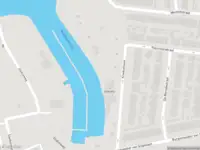 Ambulance met grote spoed naar de Kreeksehaven in Rotterdam