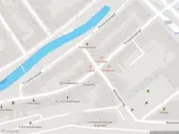 Ambulance met grote spoed naar de Molenwaterweg in Rotterdam