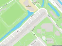 Ambulance met gepaste spoed naar de Agaatlaan in Leiden